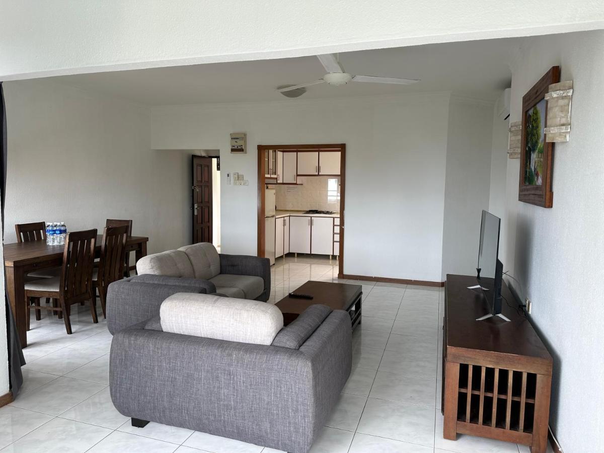 Beach Resort 7 Home Stay Sri Sayang Apartment Batu Ferringhi 3Bedroom Extérieur photo
